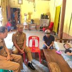 Wakil Bupati Toba dan Dinas Sosial Kabupaten Toba Kunjungi Warga Penderita Kanker di Desa Lumbansilintong